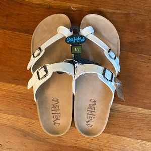 Birkenstock dupe, size 11